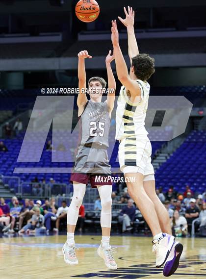Thumbnail 2 in Fayetteville @ Jayton (UIL 1A Basketball Semifinal) photogallery.