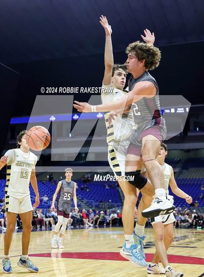 Thumbnail 2 in Fayetteville @ Jayton (UIL 1A Basketball Semifinal) photogallery.