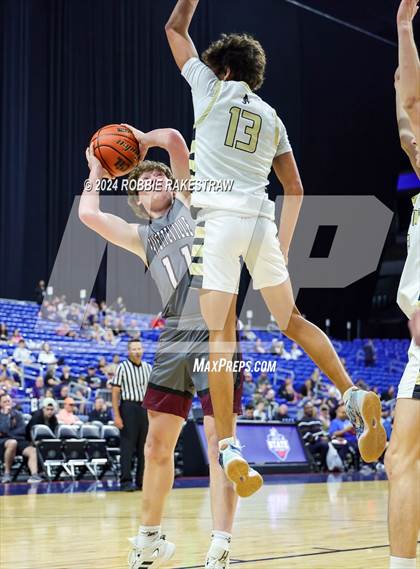 Thumbnail 1 in Fayetteville @ Jayton (UIL 1A Basketball Semifinal) photogallery.