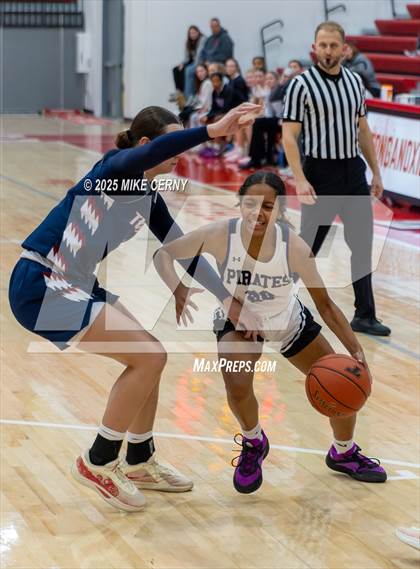 Thumbnail 1 in St. James Academy vs. Piper (Tonganoxie Invitational Tournament) photogallery.