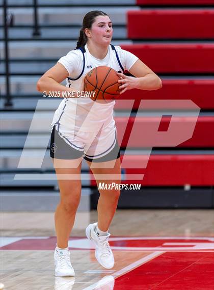 Thumbnail 1 in St. James Academy vs. Piper (Tonganoxie Invitational Tournament) photogallery.
