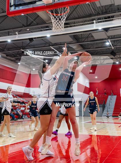 Thumbnail 2 in St. James Academy vs. Piper (Tonganoxie Invitational Tournament) photogallery.