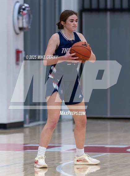 Thumbnail 3 in St. James Academy vs. Piper (Tonganoxie Invitational Tournament) photogallery.