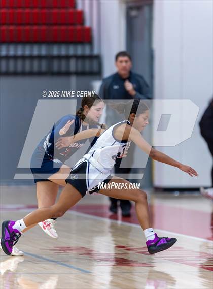 Thumbnail 2 in St. James Academy vs. Piper (Tonganoxie Invitational Tournament) photogallery.