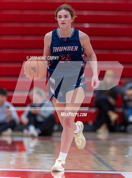 Thumbnail 3 in St. James Academy vs. Piper (Tonganoxie Invitational Tournament) photogallery.