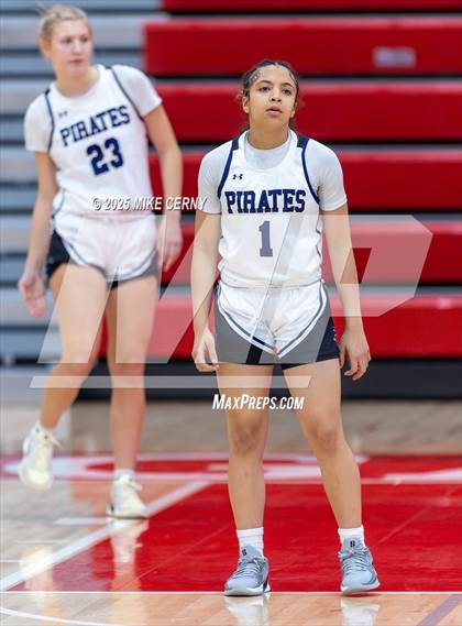 Thumbnail 2 in St. James Academy vs. Piper (Tonganoxie Invitational Tournament) photogallery.