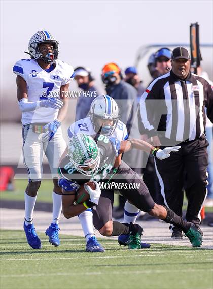Thumbnail 2 in Centennial @ Azle (UIL Class 5A Division 1 Bi-District Playoff) photogallery.