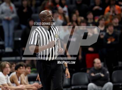 Thumbnail 1 in Half Moon Bay vs. Valencia (CIF State D4 Final) photogallery.