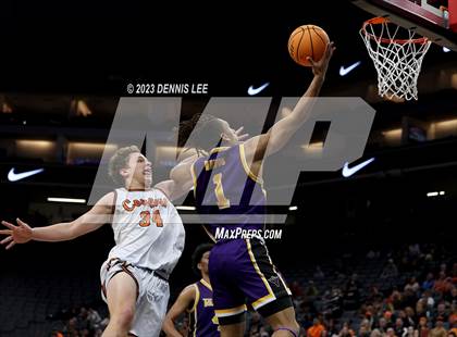 Thumbnail 1 in Half Moon Bay vs. Valencia (CIF State D4 Final) photogallery.