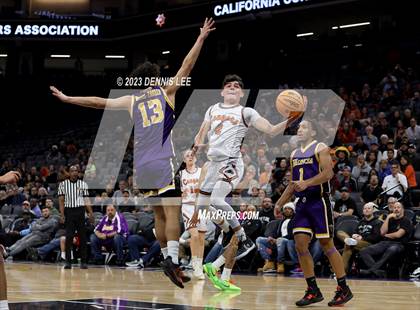 Thumbnail 1 in Half Moon Bay vs. Valencia (CIF State D4 Final) photogallery.