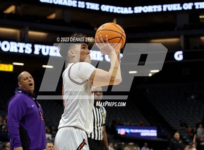 Thumbnail 1 in Half Moon Bay vs. Valencia (CIF State D4 Final) photogallery.