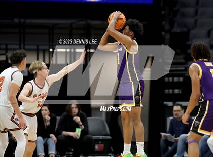 Thumbnail 1 in Half Moon Bay vs. Valencia (CIF State D4 Final) photogallery.