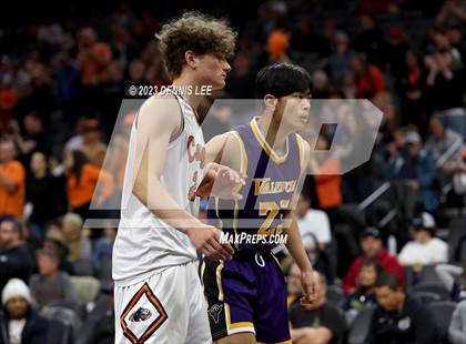 Thumbnail 2 in Half Moon Bay vs. Valencia (CIF State D4 Final) photogallery.