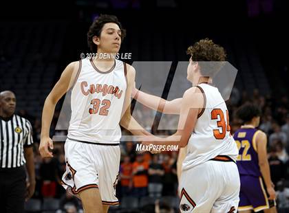 Thumbnail 2 in Half Moon Bay vs. Valencia (CIF State D4 Final) photogallery.