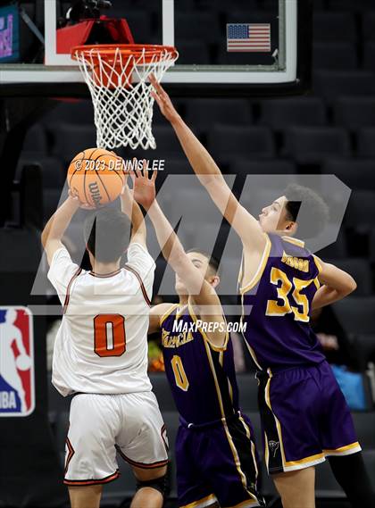 Thumbnail 2 in Half Moon Bay vs. Valencia (CIF State D4 Final) photogallery.