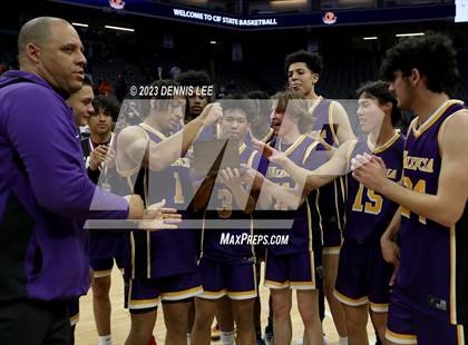Thumbnail 1 in Half Moon Bay vs. Valencia (CIF State D4 Final) photogallery.