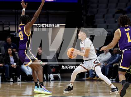 Thumbnail 3 in Half Moon Bay vs. Valencia (CIF State D4 Final) photogallery.