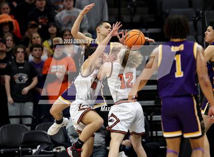 Thumbnail 3 in Half Moon Bay vs. Valencia (CIF State D4 Final) photogallery.
