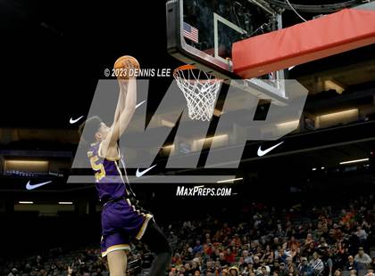 Thumbnail 1 in Half Moon Bay vs. Valencia (CIF State D4 Final) photogallery.