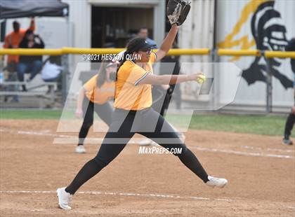 Thumbnail 2 in Canyon @ Foothill photogallery.