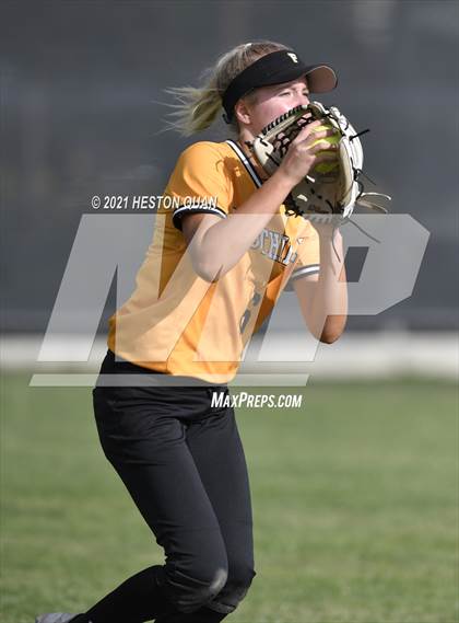Thumbnail 1 in Canyon @ Foothill photogallery.