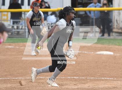 Thumbnail 2 in Canyon @ Foothill photogallery.