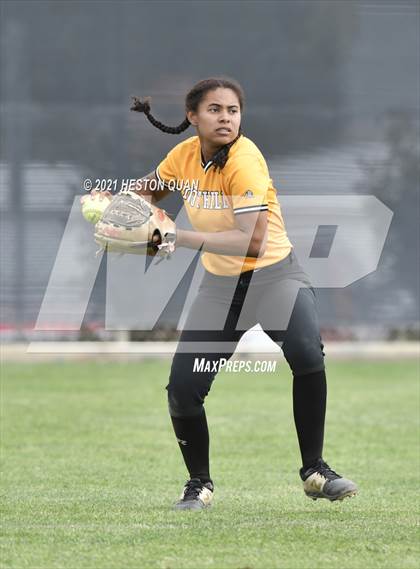 Thumbnail 2 in Canyon @ Foothill photogallery.