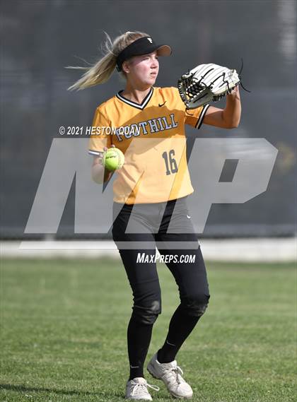 Thumbnail 1 in Canyon @ Foothill photogallery.