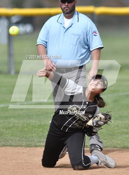 Thumbnail 3 in Canyon @ Foothill photogallery.