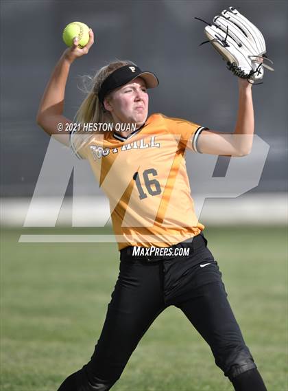 Thumbnail 3 in Canyon @ Foothill photogallery.