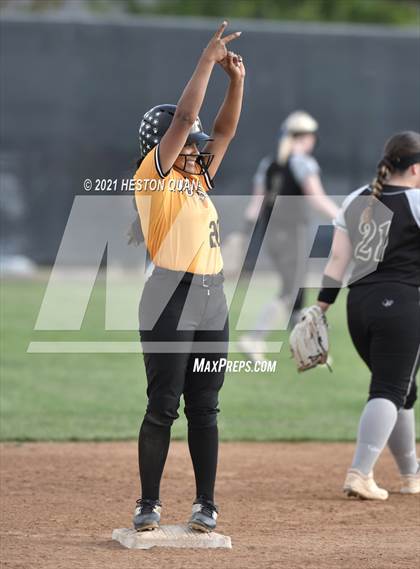 Thumbnail 1 in Canyon @ Foothill photogallery.