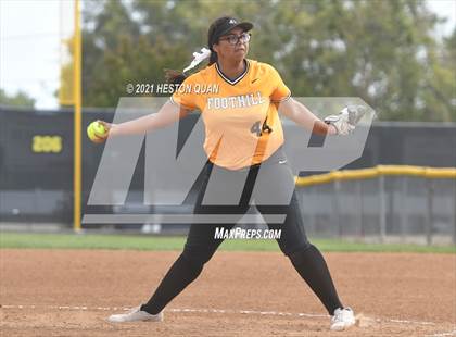 Thumbnail 2 in Canyon @ Foothill photogallery.