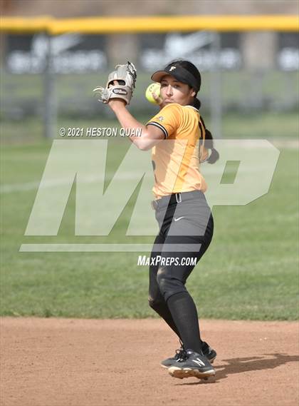 Thumbnail 1 in Canyon @ Foothill photogallery.