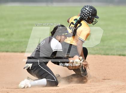 Thumbnail 1 in Canyon @ Foothill photogallery.