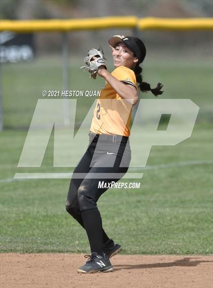 Thumbnail 3 in Canyon @ Foothill photogallery.