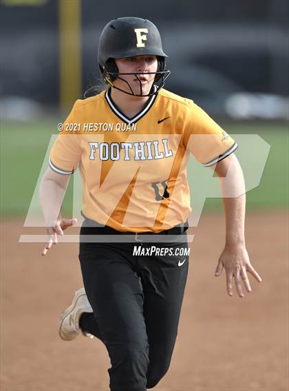 Thumbnail 3 in Canyon @ Foothill photogallery.