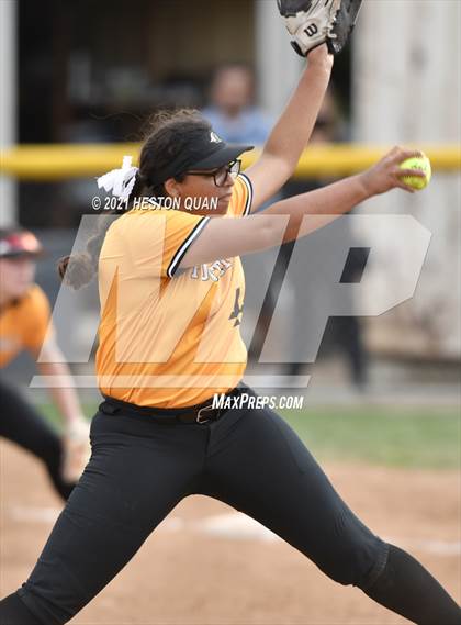 Thumbnail 2 in Canyon @ Foothill photogallery.