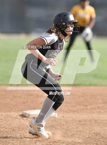 Thumbnail 2 in Canyon @ Foothill photogallery.