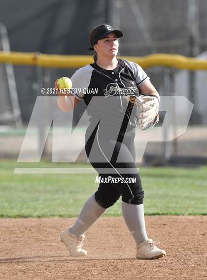 Thumbnail 2 in Canyon @ Foothill photogallery.