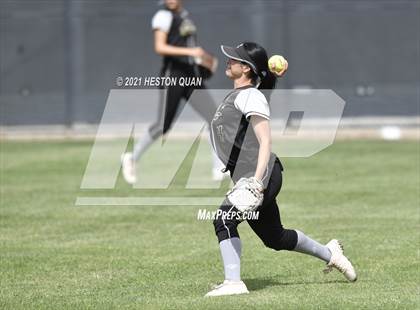 Thumbnail 2 in Canyon @ Foothill photogallery.