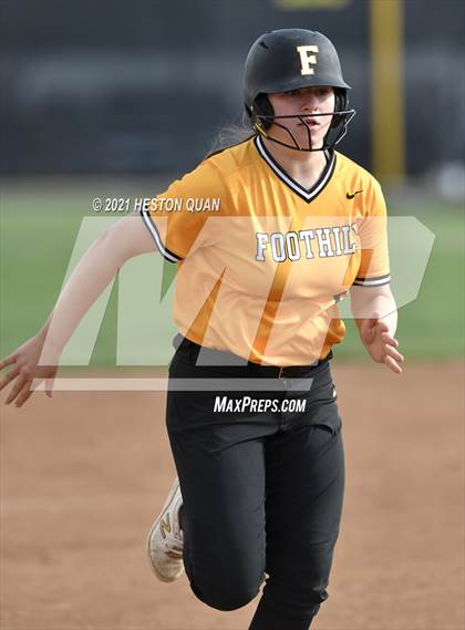Thumbnail 2 in Canyon @ Foothill photogallery.