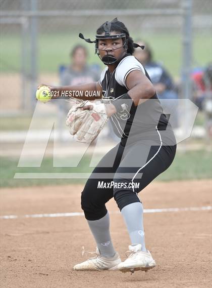 Thumbnail 1 in Canyon @ Foothill photogallery.