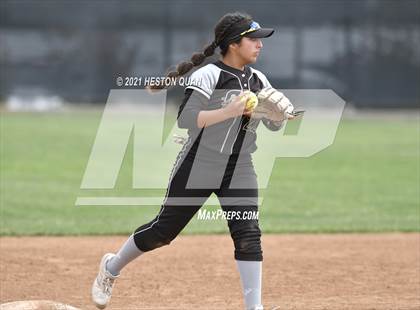 Thumbnail 1 in Canyon @ Foothill photogallery.