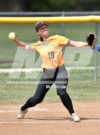 Thumbnail 1 in Canyon @ Foothill photogallery.