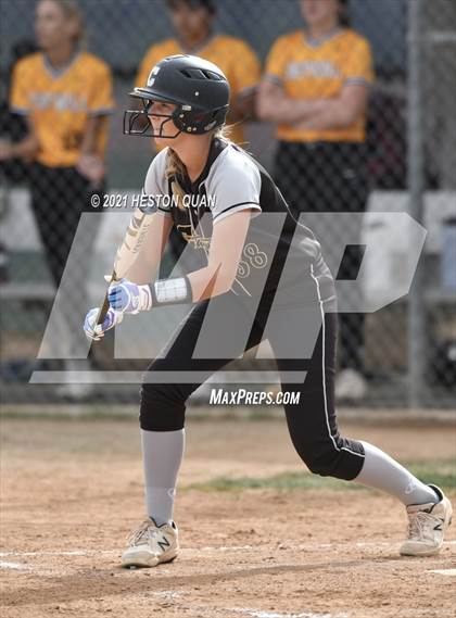 Thumbnail 3 in Canyon @ Foothill photogallery.