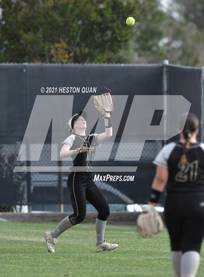 Thumbnail 1 in Canyon @ Foothill photogallery.