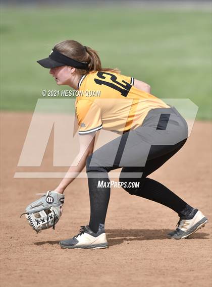 Thumbnail 2 in Canyon @ Foothill photogallery.