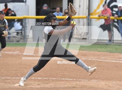 Thumbnail 2 in Canyon @ Foothill photogallery.