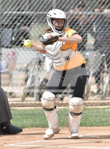 Thumbnail 2 in Canyon @ Foothill photogallery.