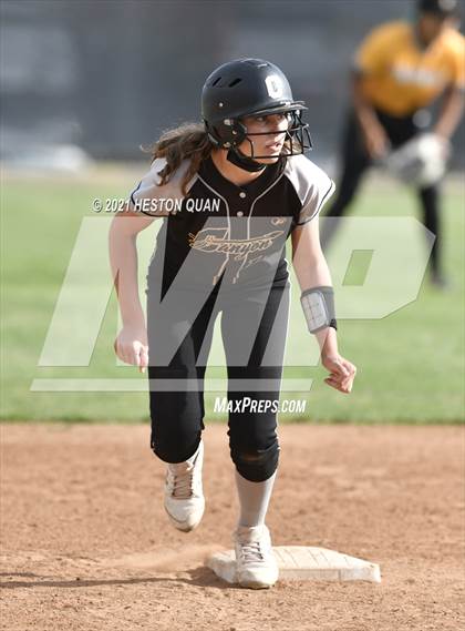 Thumbnail 1 in Canyon @ Foothill photogallery.